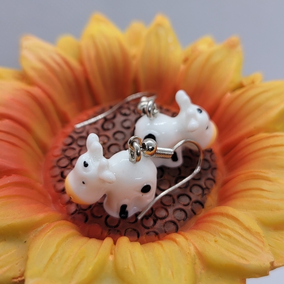 CWVHQ 2 Pair Cute Animal Cat & Cow Drop Earrings - Acrylic Statement Dangle Earrings For Women, Unique Gift - View #10